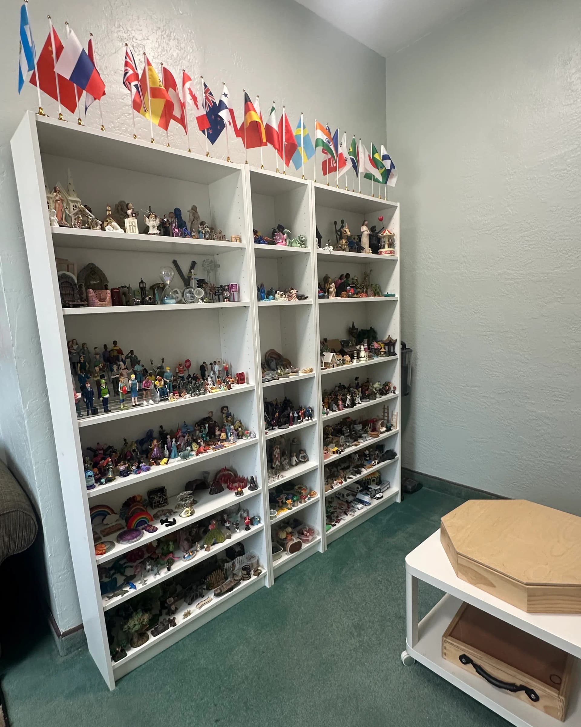 Comfortable seating area in the Replenish Counseling office